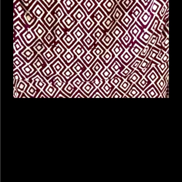 Fit and Flare Size Medium Old Navy Summer Dress
Spaghetti Strap 2 Dress Bundle - Picture 6 of 6